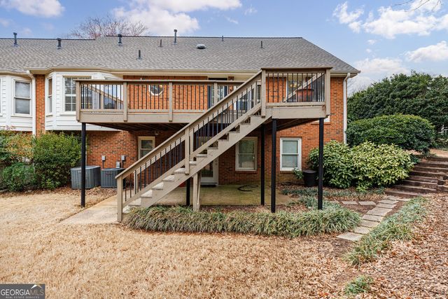 510 Brickleberry Lane, Roswell, GA 30075