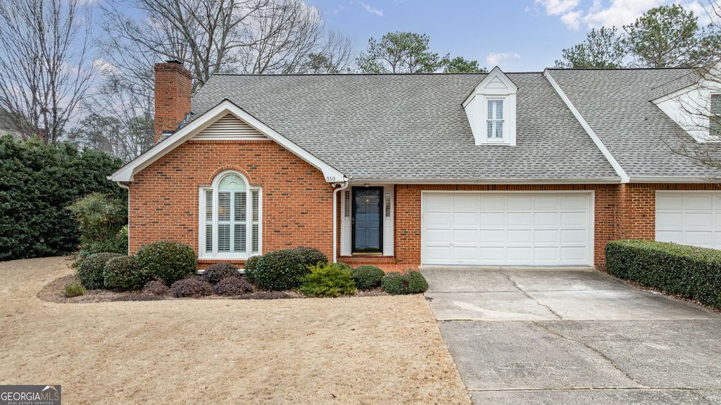510 Brickleberry Lane, Roswell, GA 30075