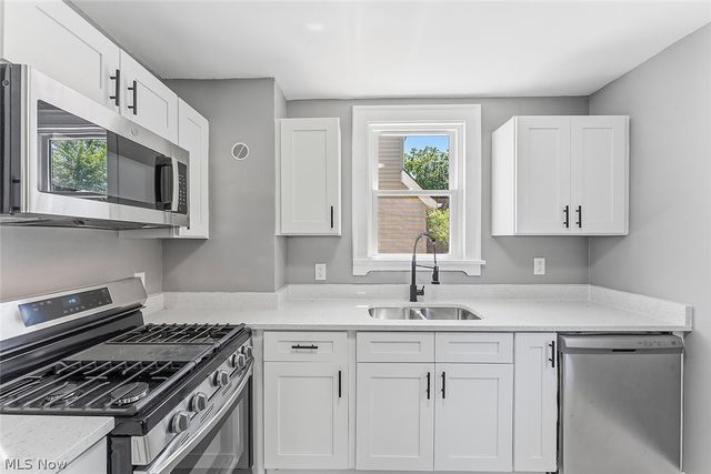 3790 W 116th Street, Cleveland, OH 44111