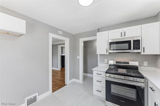 3790 W 116th Street, Cleveland, OH 44111
