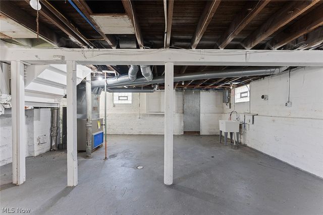 3790 W 116th Street, Cleveland, OH 44111