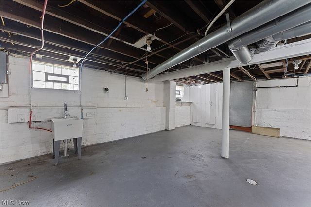 3790 W 116th Street, Cleveland, OH 44111