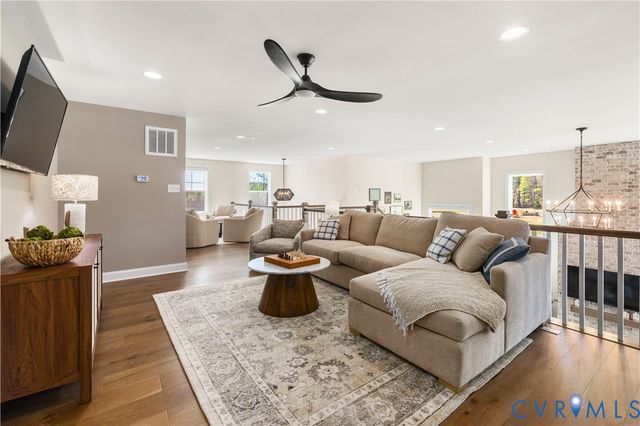 1978 Village Rock Ln, Goochland, VA 23102