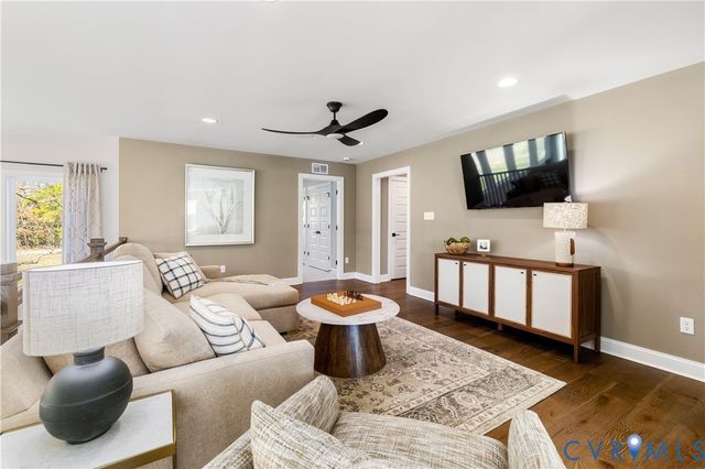 1978 Village Rock Ln, Goochland, VA 23102