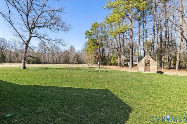 1978 Village Rock Ln, Goochland, VA 23102