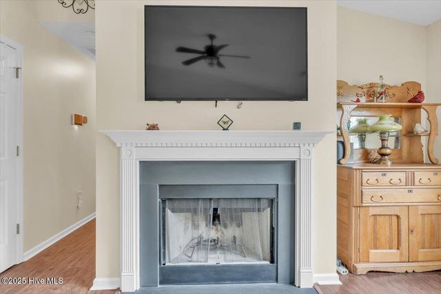136 Van Riggs Road, Hubert, NC 28539