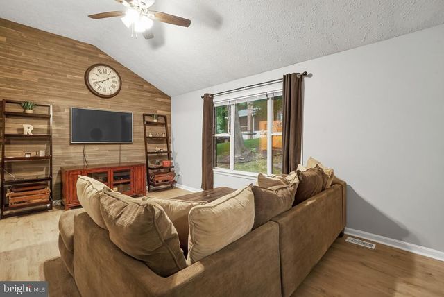 8566 STOCK DR, Lusby, MD 20657