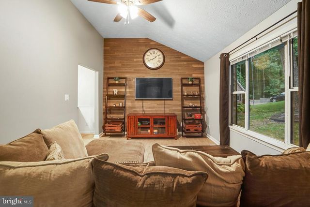 8566 STOCK DR, Lusby, MD 20657