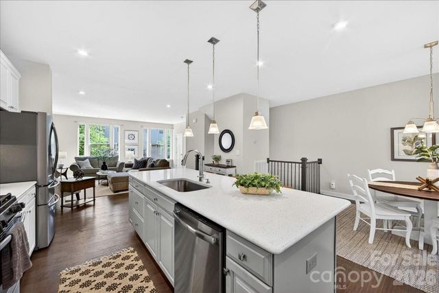 1641 Bark Branch Lane, Charlotte, NC 28205