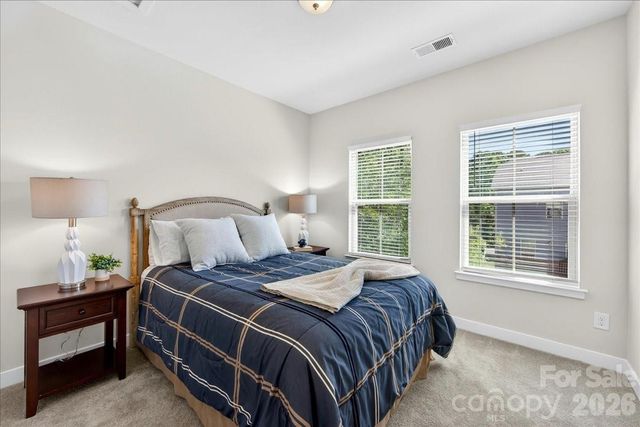 1641 Bark Branch Lane, Charlotte, NC 28205