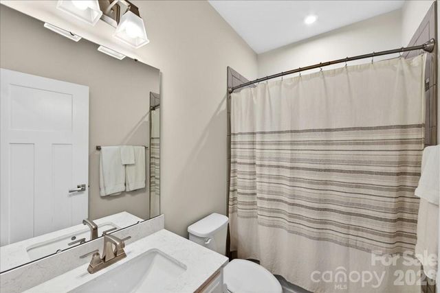 1641 Bark Branch Lane, Charlotte, NC 28205
