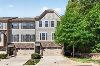1641 Bark Branch Lane, Charlotte, NC 28205