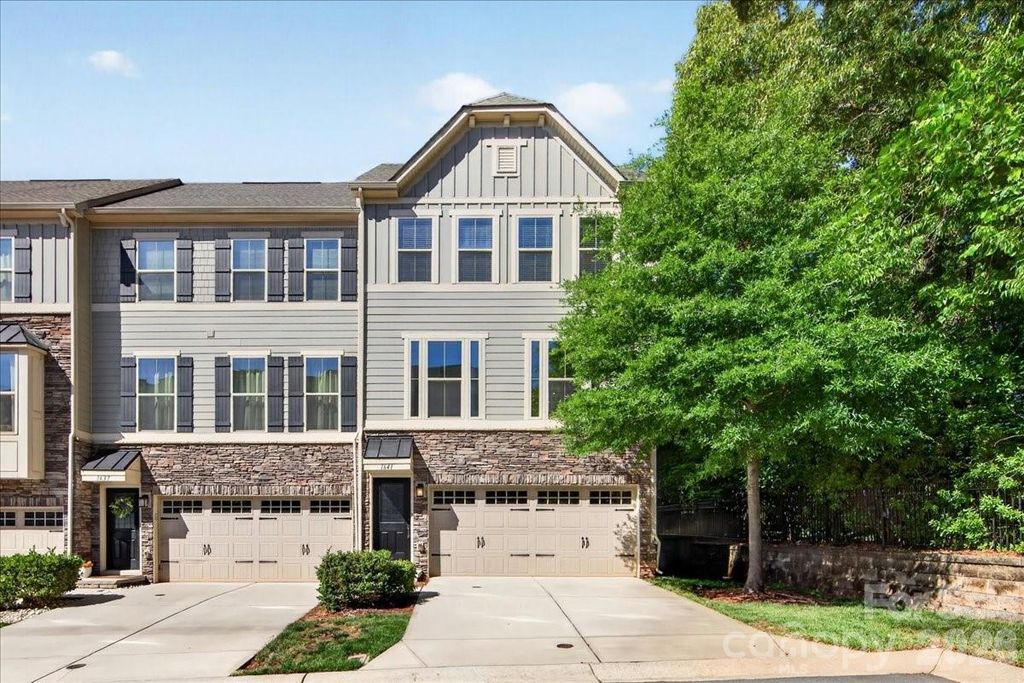 1641 Bark Branch Lane, Charlotte, NC 28205