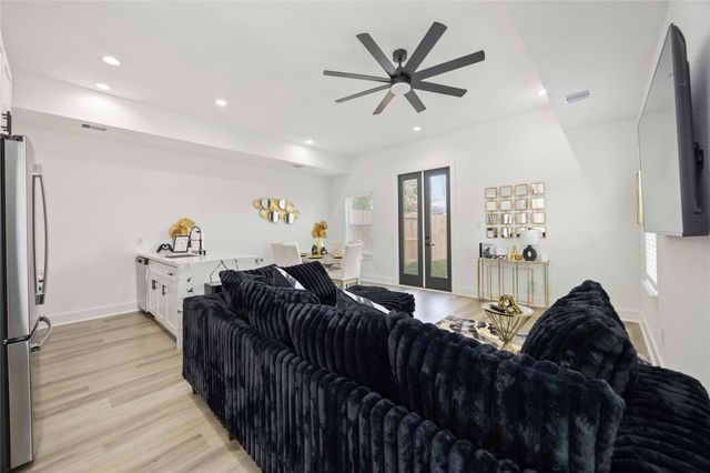 964 Lucky Street B, Houston, TX 77088