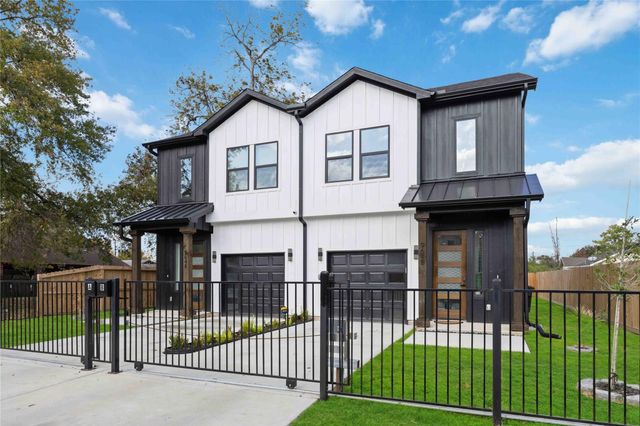 964 Lucky Street B, Houston, TX 77088