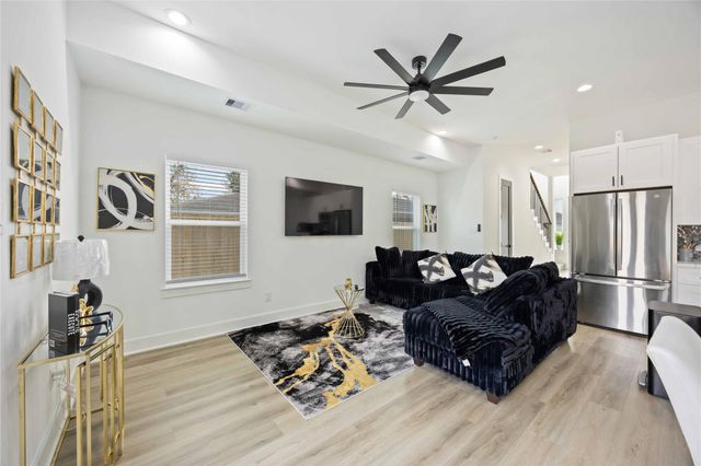 964 Lucky Street B, Houston, TX 77088