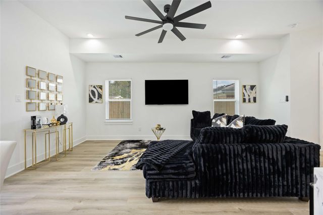 964 Lucky Street B, Houston, TX 77088