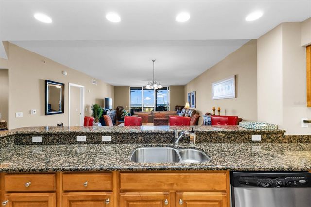 3333 SUNSET KEY CIRCLE 204, Punta Gorda, FL 33955