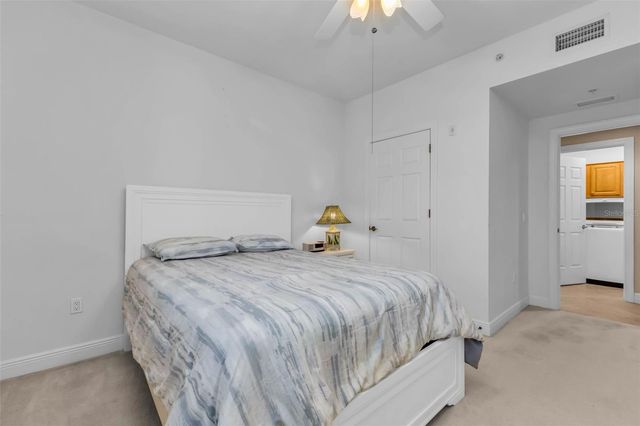 3333 SUNSET KEY CIRCLE 204, Punta Gorda, FL 33955