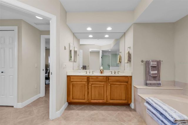 3333 SUNSET KEY CIRCLE 204, Punta Gorda, FL 33955