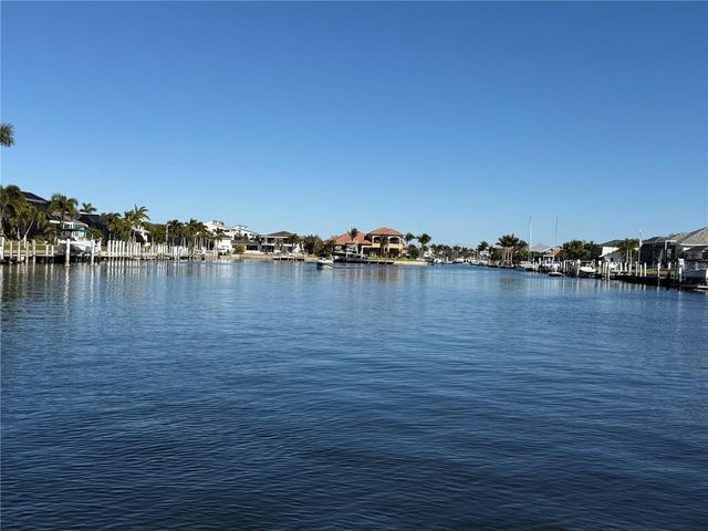 3333 SUNSET KEY CIRCLE 204, Punta Gorda, FL 33955