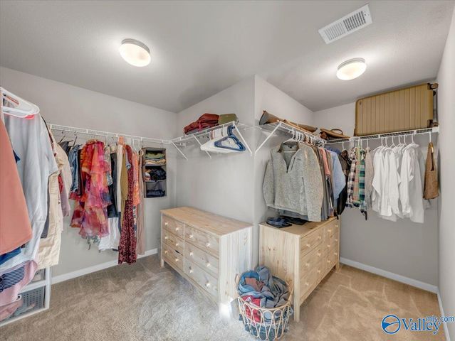 220 Valleyside Drive NE, Huntsville, AL 35810