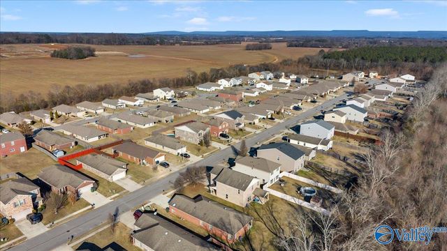 220 Valleyside Drive NE, Huntsville, AL 35810