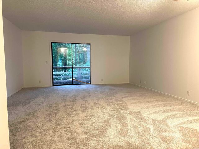 10 Lonjeta Ln Lane, Hot Springs Village, AR 71909