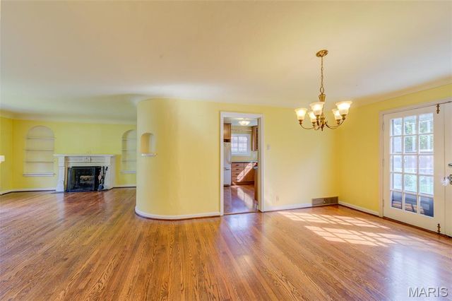 2336 Rockdale Avenue, St Louis, MO 63121