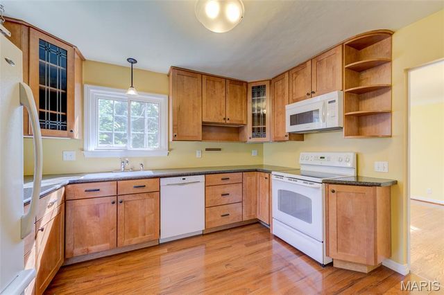 2336 Rockdale Avenue, St Louis, MO 63121