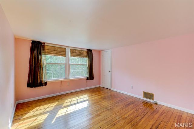 2336 Rockdale Avenue, St Louis, MO 63121