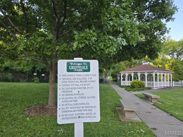 2336 Rockdale Avenue, St Louis, MO 63121