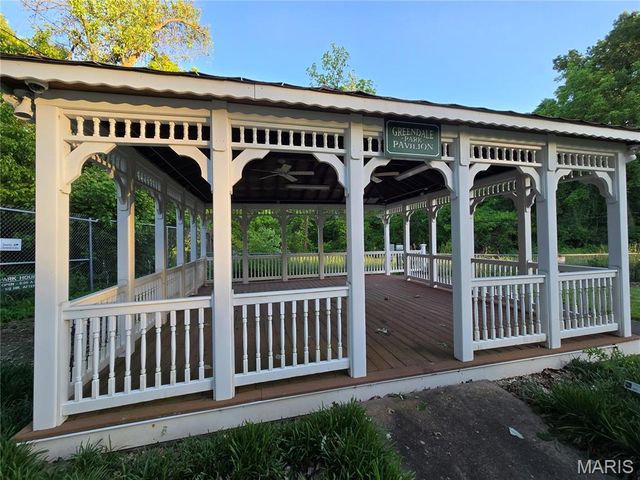 2336 Rockdale Avenue, St Louis, MO 63121