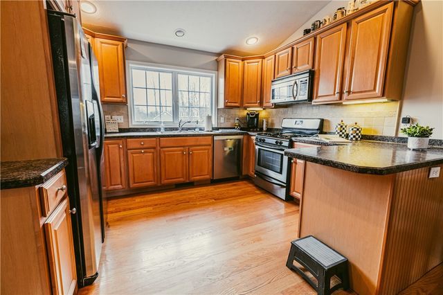 3 Kings Way, Chili, NY 14624