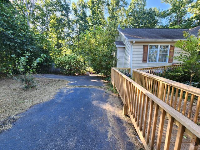 4028 Pumping Station Rd, Appomattox, VA 24522