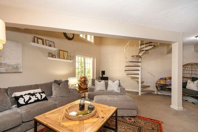 675 Pleasant St 8, Weymouth, MA 02189