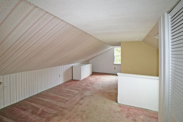 28 South Street, Easthampton, MA 01027