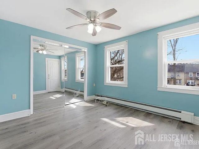 25 Langley Place, New Brunswick, NJ 08901