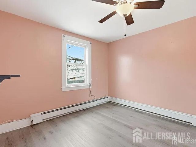 25 Langley Place, New Brunswick, NJ 08901