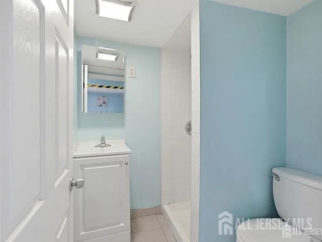 25 Langley Place, New Brunswick, NJ 08901