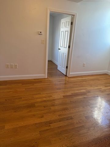 61 Crescent Ave 4, Chelsea, MA 02150