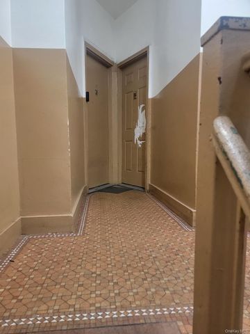 536 E 138th Street, Bronx, NY 10454