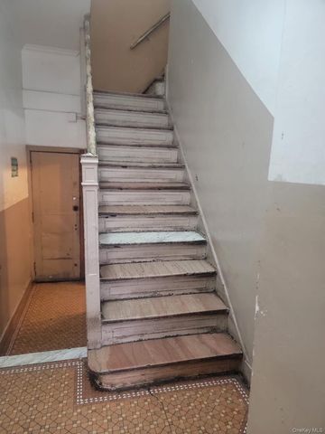 536 E 138th Street, Bronx, NY 10454