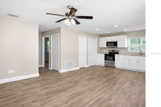 650 E GRAPEFRUIT AVENUE, Lake Alfred, FL 33850