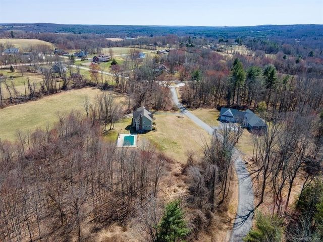 36 Olde Meadow Road, Woodstock, CT 06281