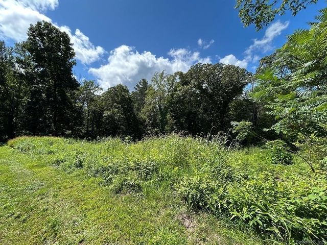 36 Olde Meadow Road, Woodstock, CT 06281