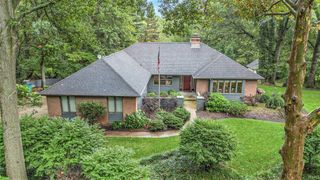 51230 Stratford Drive, Elkhart, IN 46514