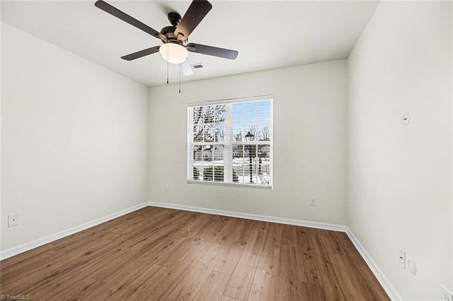 166 Larck Crest Lane, Winston-salem, NC 27107