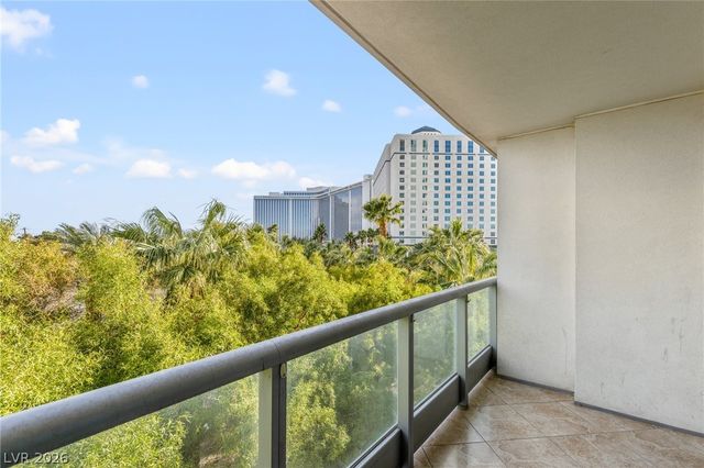 322 Karen Avenue 205, Las Vegas, NV 89109