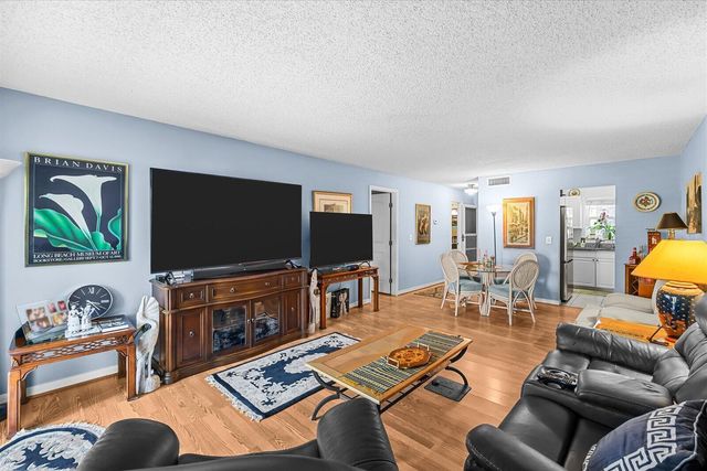 1943 SW Palm City Road 22-d, Stuart, FL 34994